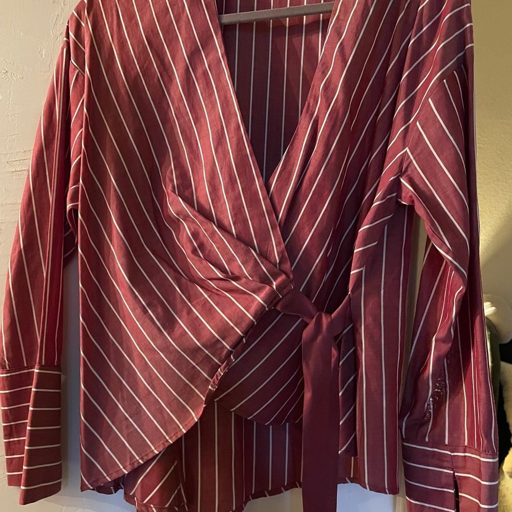 Who what wear wrap shirt